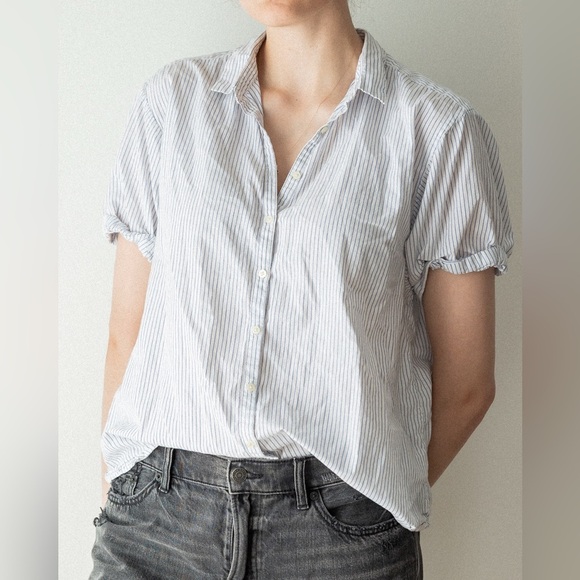 GAP Striped Blue and White Women's Top - Picture 1 of 5